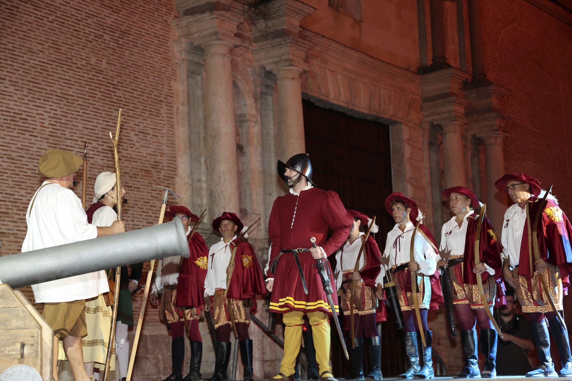 Recreación de la quema de Medina del Campo en la Semana Renacentista