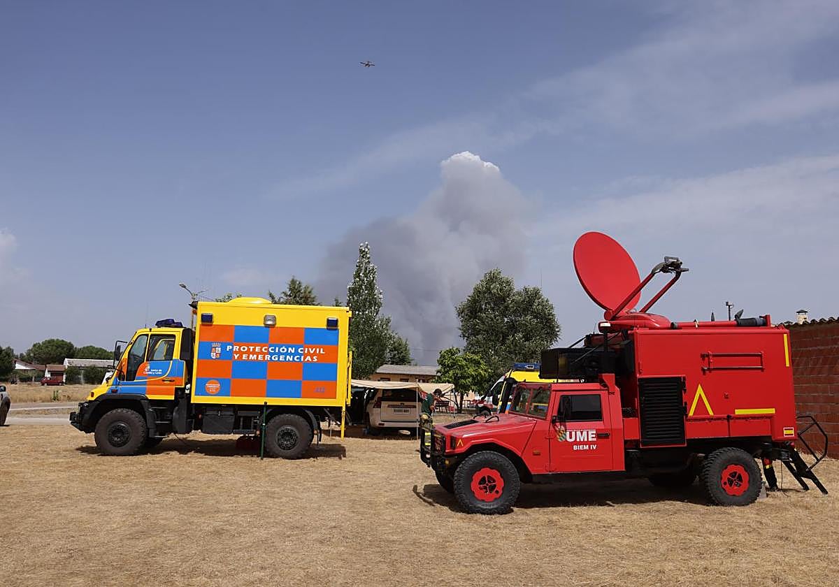 Puesto de mando en el incendio de Molezuelas.
