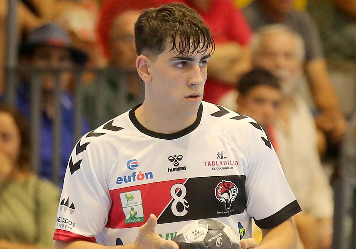 Alfredo Otero durante el primer partido de la pretemporada frente al Ciudad de Logroño.