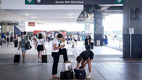 Adif restablece la circulación ferroviaria tras revisar la infraestructura y Renfe reanuda el servicio Madrid-Galicia