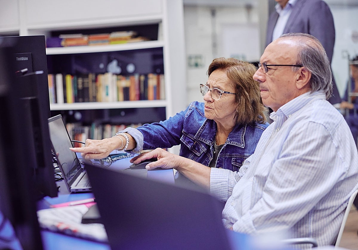 Talleres para personas mayores de la la Fundación ”la Caixa”.