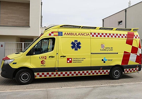 Una ambulancia de Sacyl en una de las salidas en una imagen de archivo.