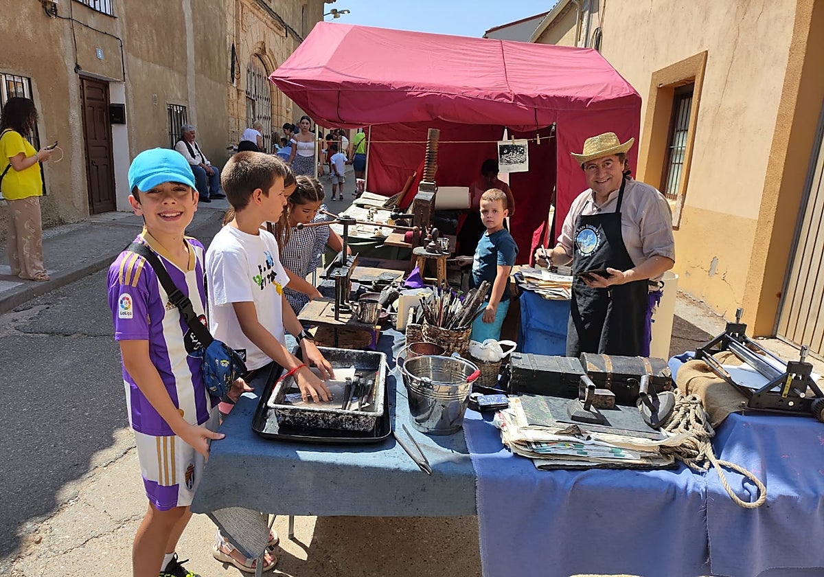 El taller de Luis Javier Esteban vuelve a estar en el mercado, como así lo ha hecho desde su segunda edición