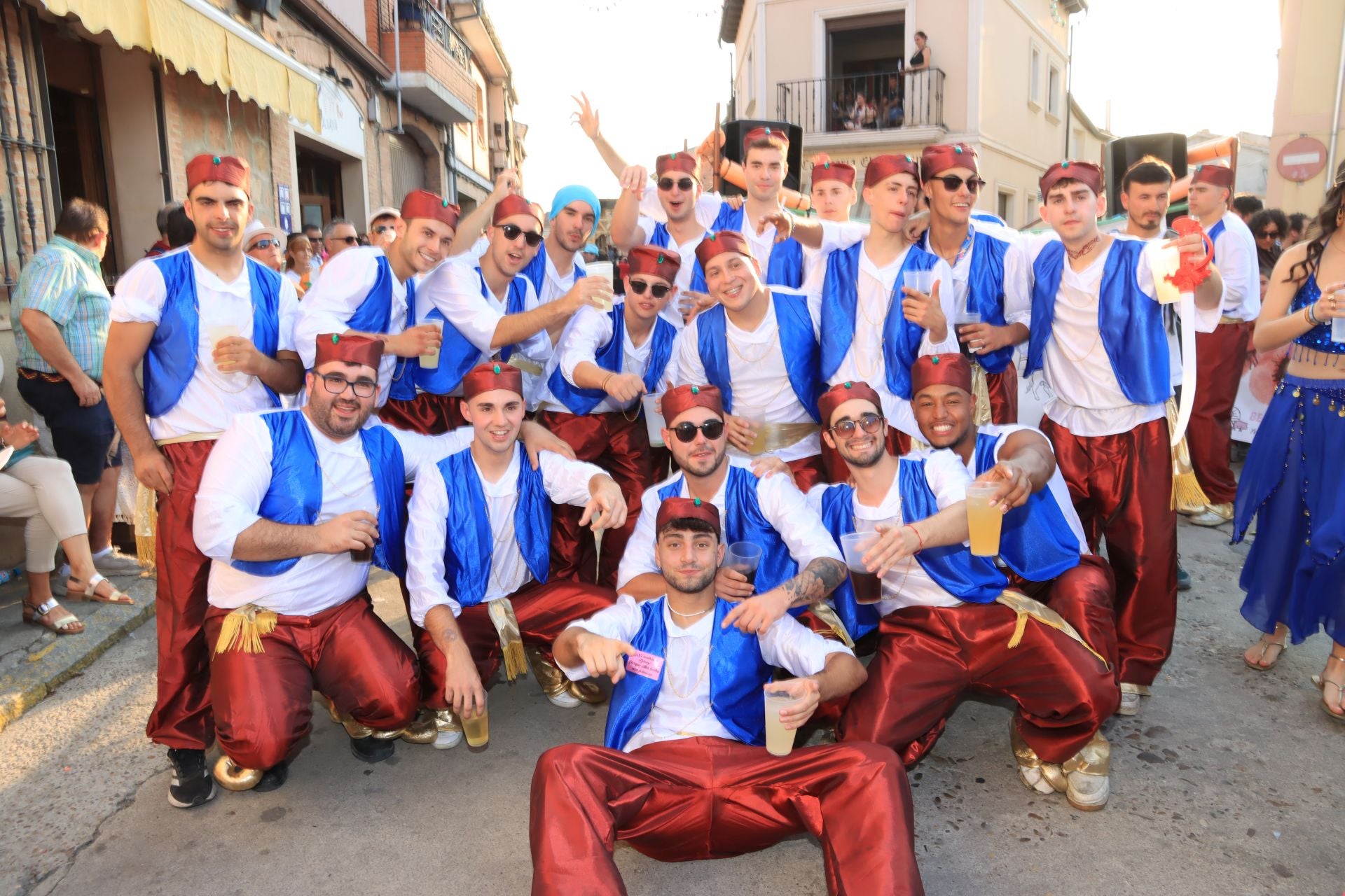 Fotografías del gran desfile de carrozas en Fuentepelayo