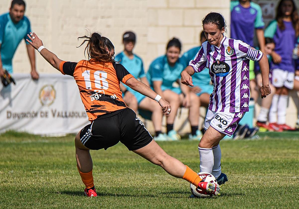 Imagen principal - La tanda de penaltis mete en la final al Real Valladolid