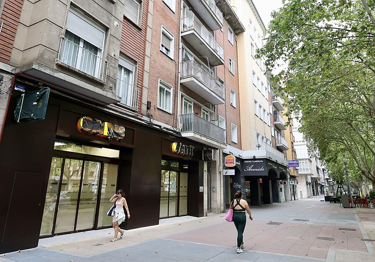 Fachada de nuevo Gadis ubicado junto a las Galerías Avenida.