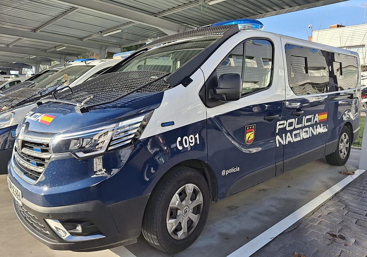 Vehículo de la UPR de la Policía Nacional en Valladolid.