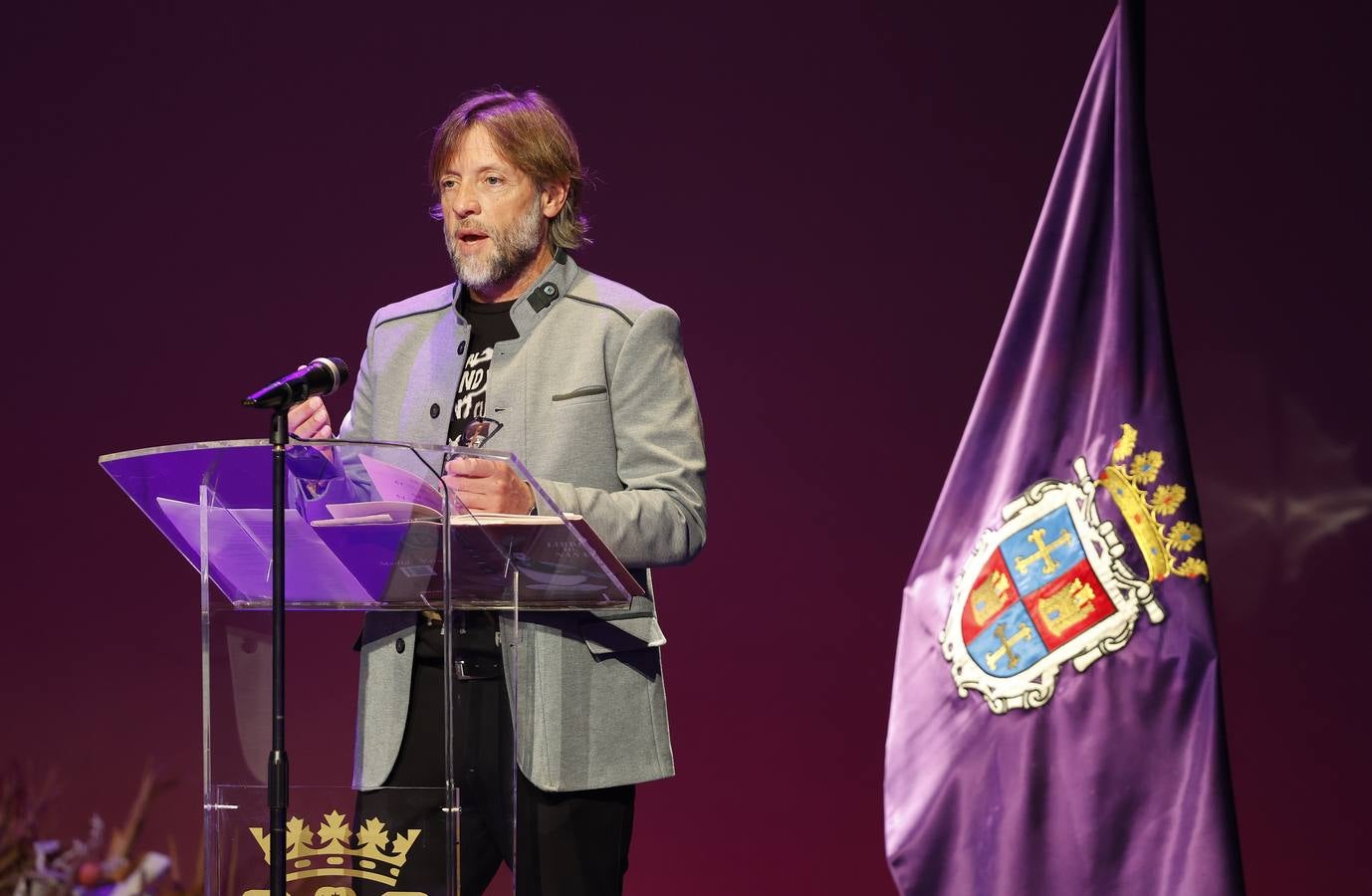 Palencia disfruta un ilustrado pregón literario