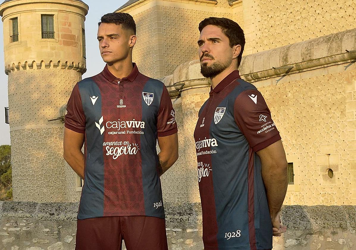 Fotos de la nueva camiseta de la Gimnástica Segoviana