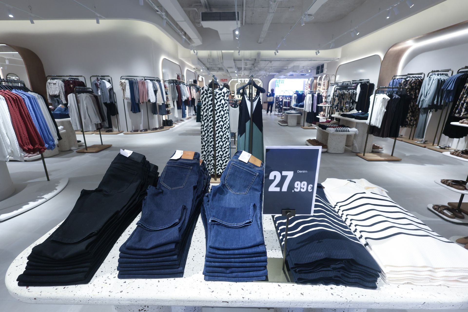 Así es la tienda remodelada de Sfera en la calle Santiago