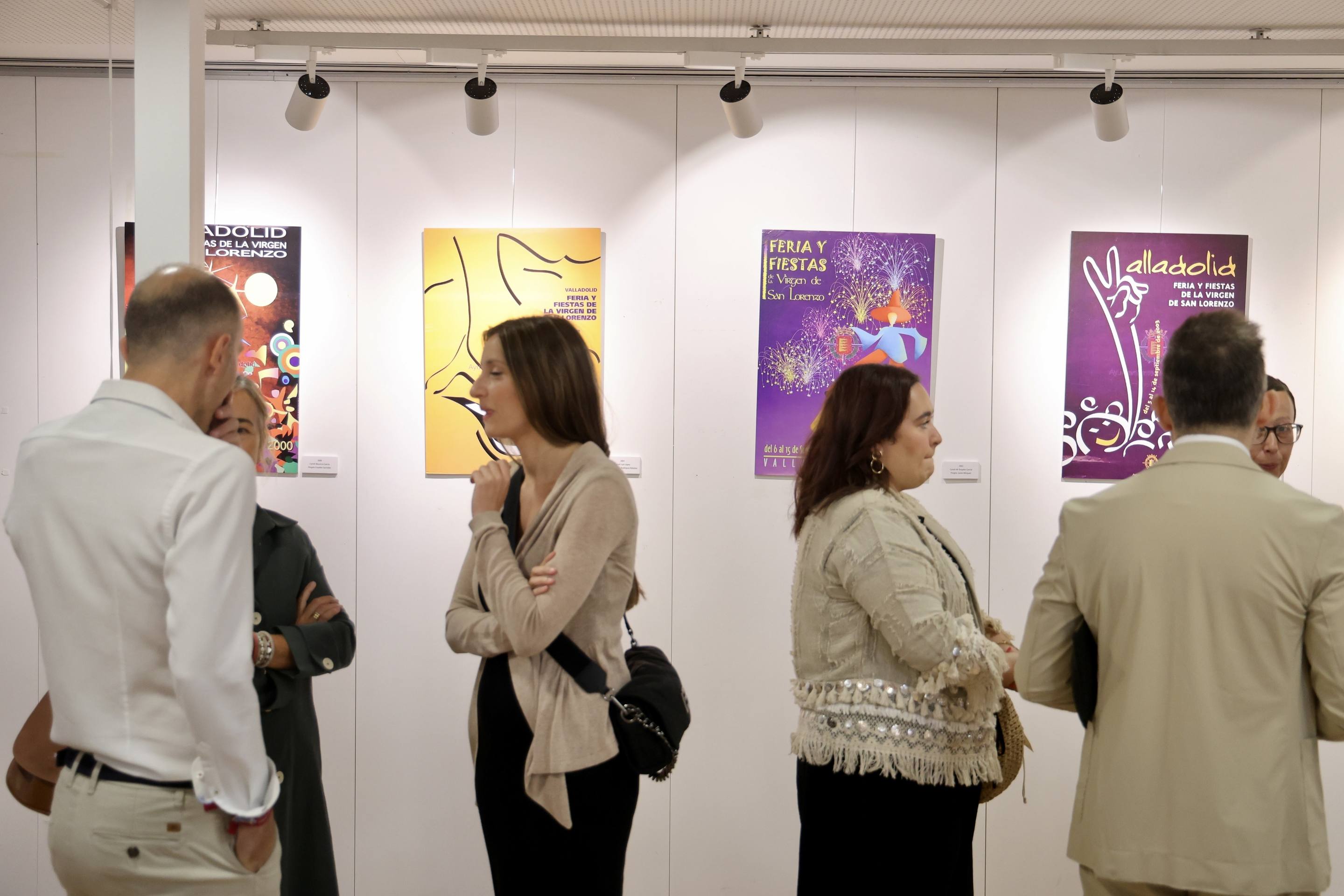 Los 25 años de carteles de las Fiestas de la Virgen de San Lorenzo, en imágenes