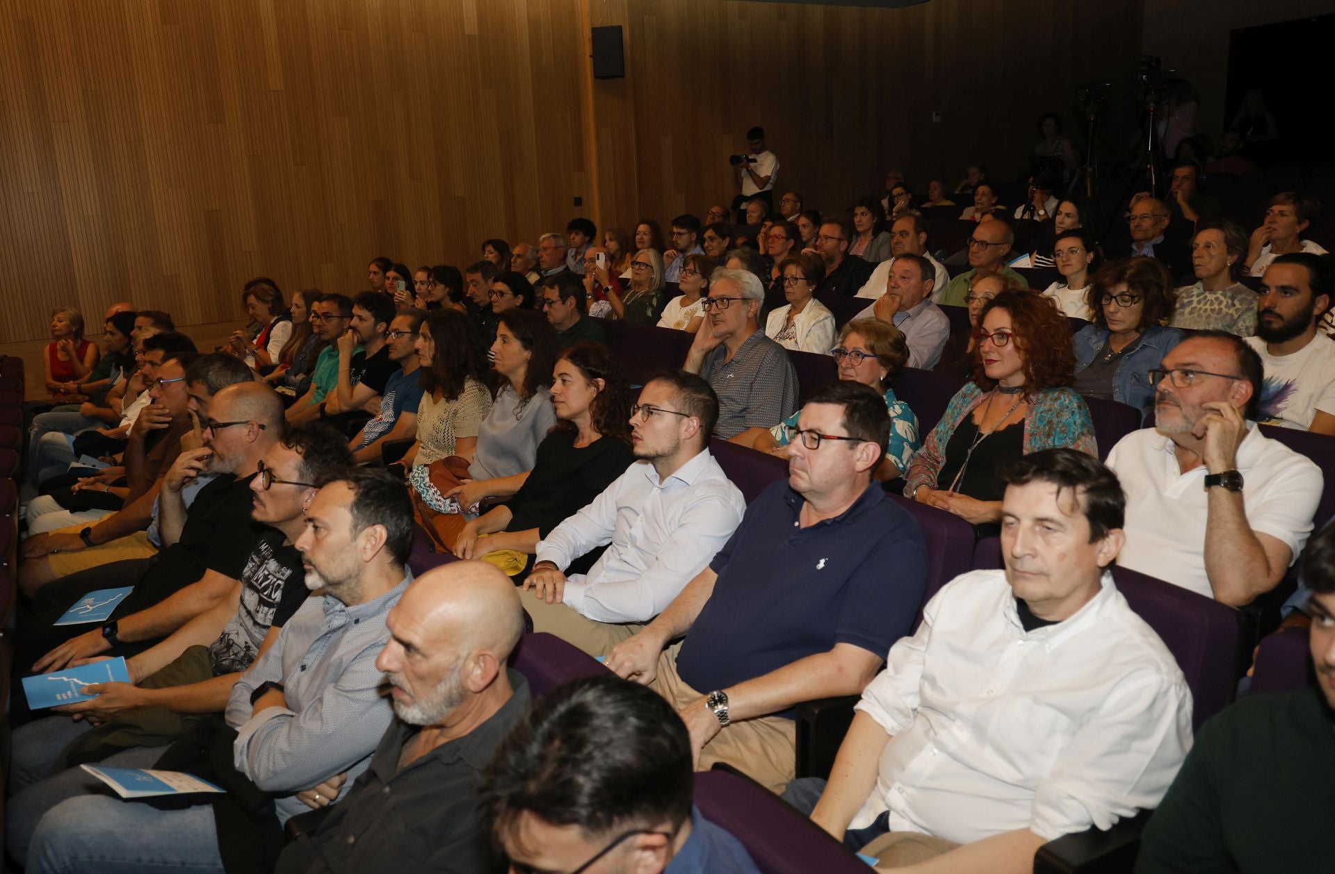 Agua, arte y vida en torno al Canal de Castilla