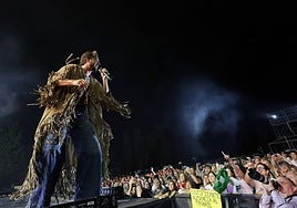 Imágenes del concierto de Manuel Carrasco este viernes junto al Castillo de la Mota de Medina del Campo