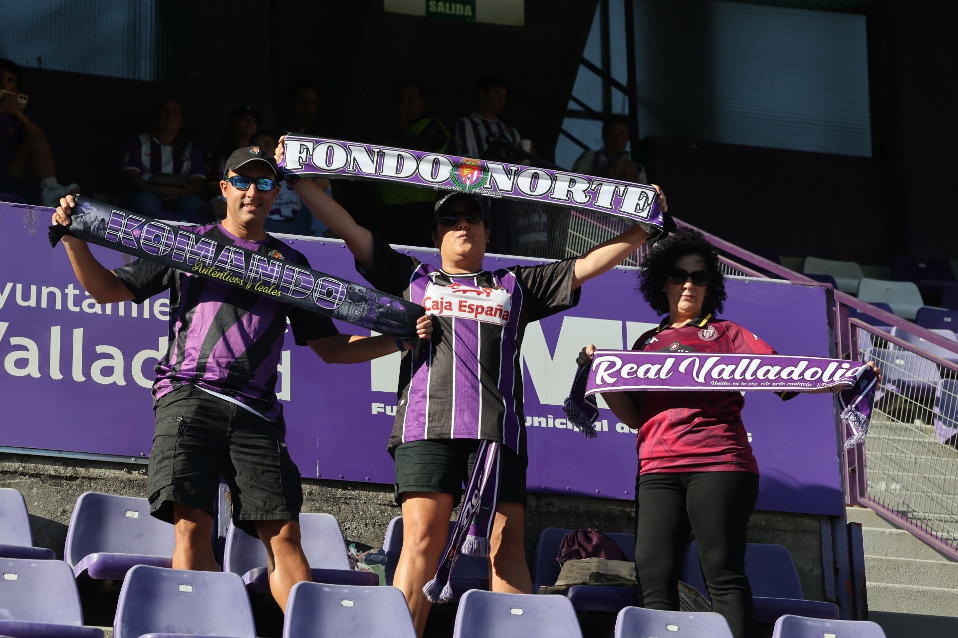 Búscate en la grada del Real Valladolid (1/4)
