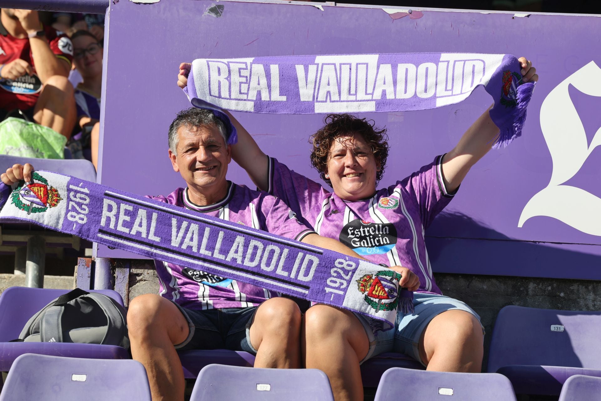 Búscate en la grada del Real Valladolid (3/4)