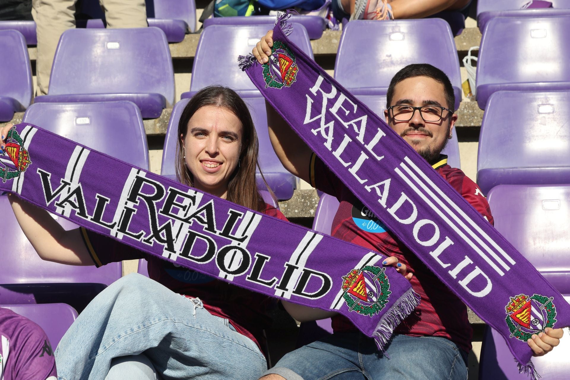 Búscate en la grada del Real Valladolid (2/4)