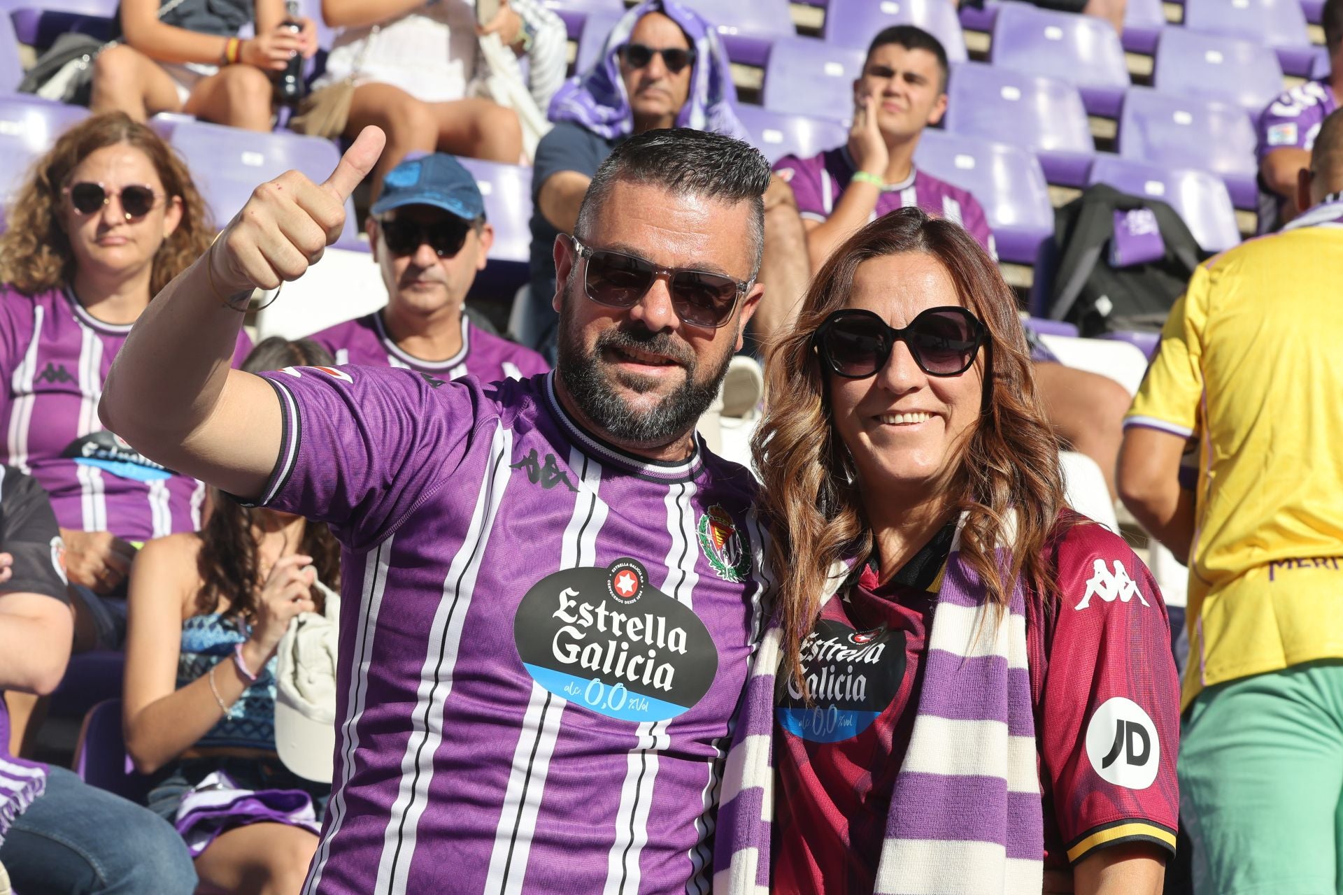 Búscate en la grada del Real Valladolid (2/4)