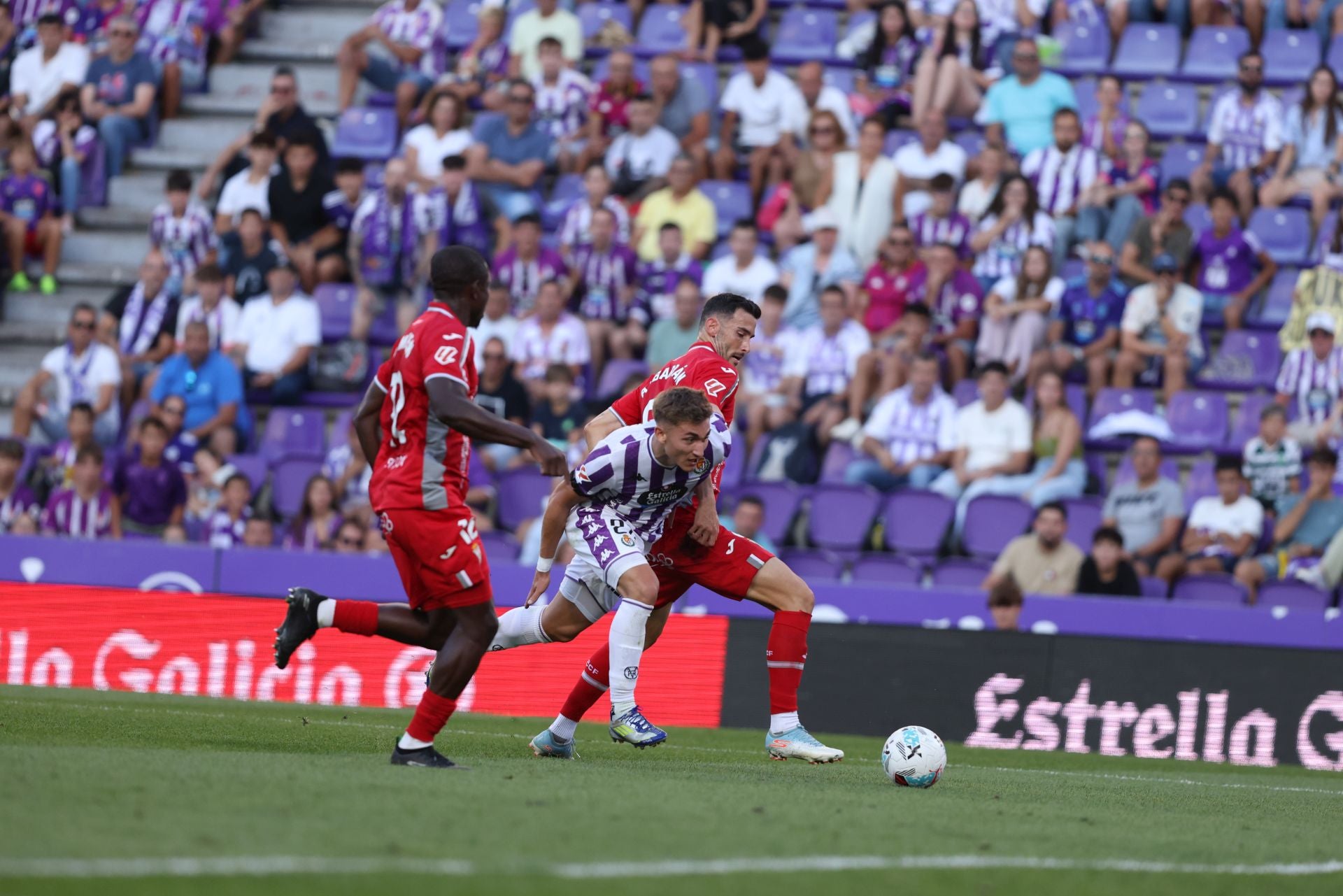 Las imágenes del partido entre el Real Valladolid y el Córdoba