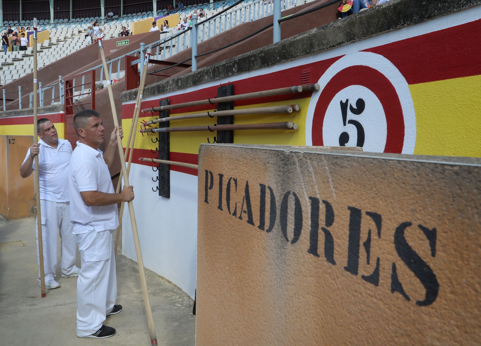 Primera corrida de abono en Palencia