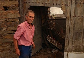 Vecino de Abejeras, localidad zamorana en la que entró el fuego este verano.