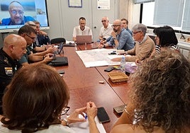 Reunión del Cecopi en León, en la que han acordado su disolución.