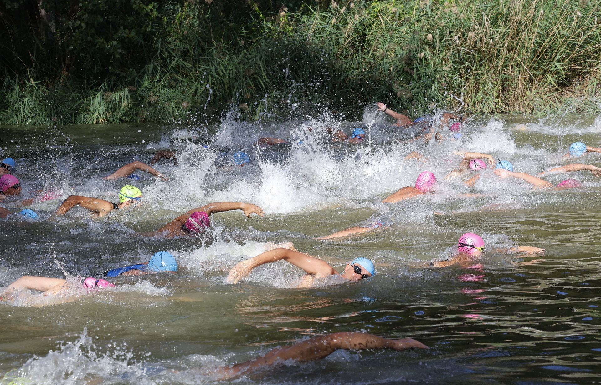 La Travesía a Nado del Carrión, en imágenes