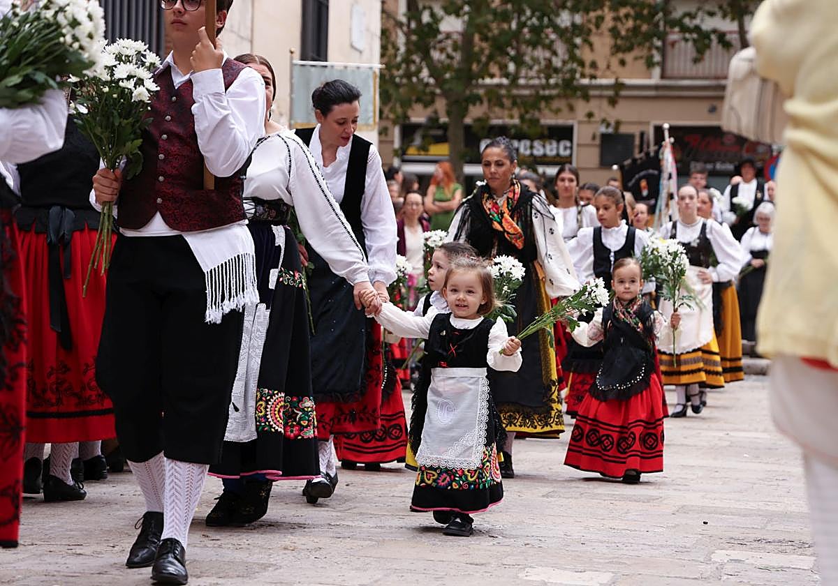 Ofrenda floral y misa en honor a la Virgen de San Lorenzo, patrona de Valladolid