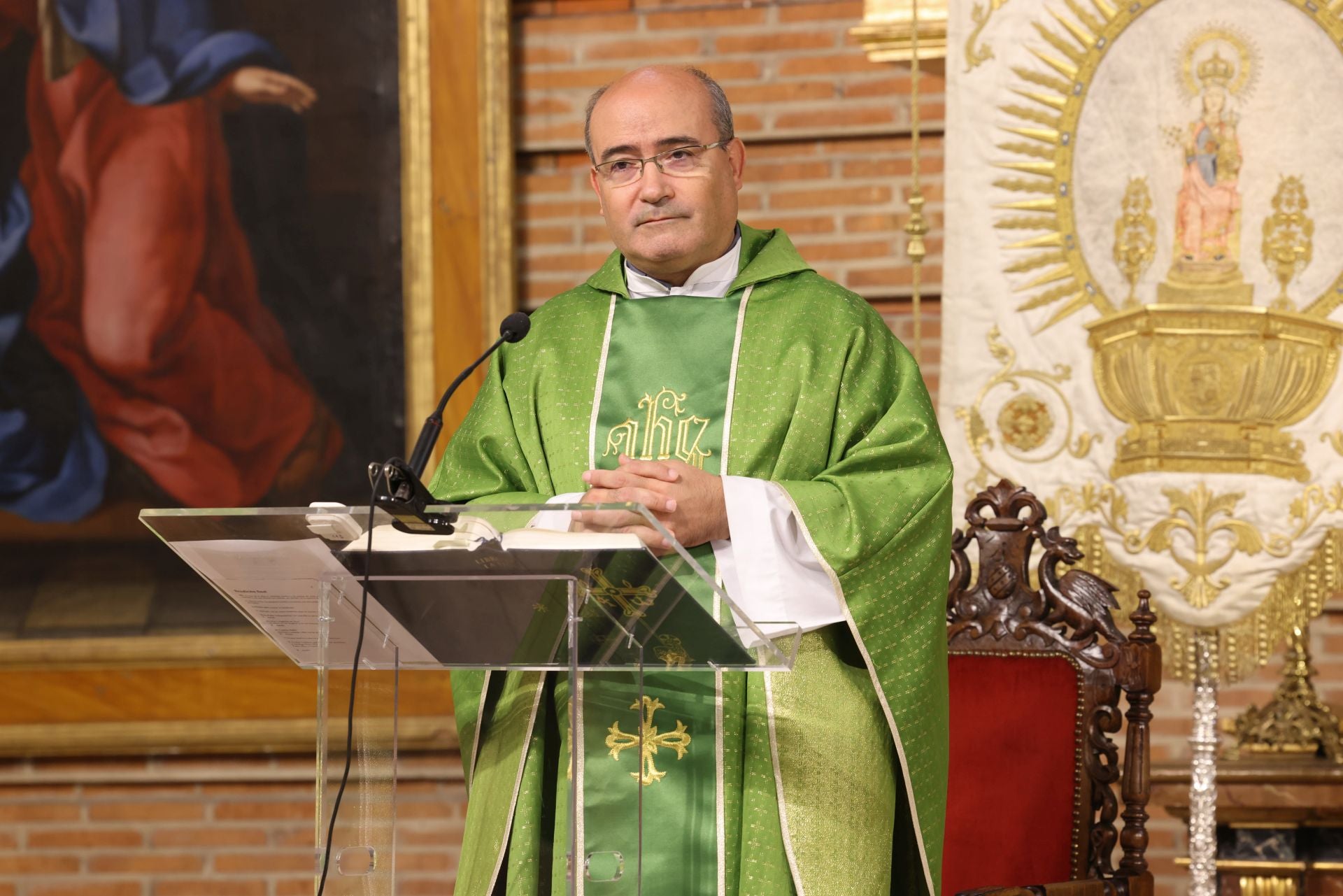 Ofrenda floral y misa en honor a la Virgen de San Lorenzo, patrona de Valladolid
