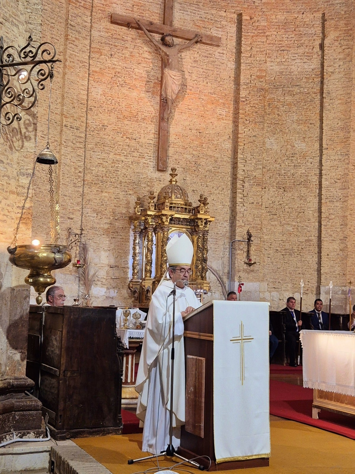 Así fue la emotiva proclamación de la Virgen de Fuentes como alcaldesa perpetua de Villalón de Campos