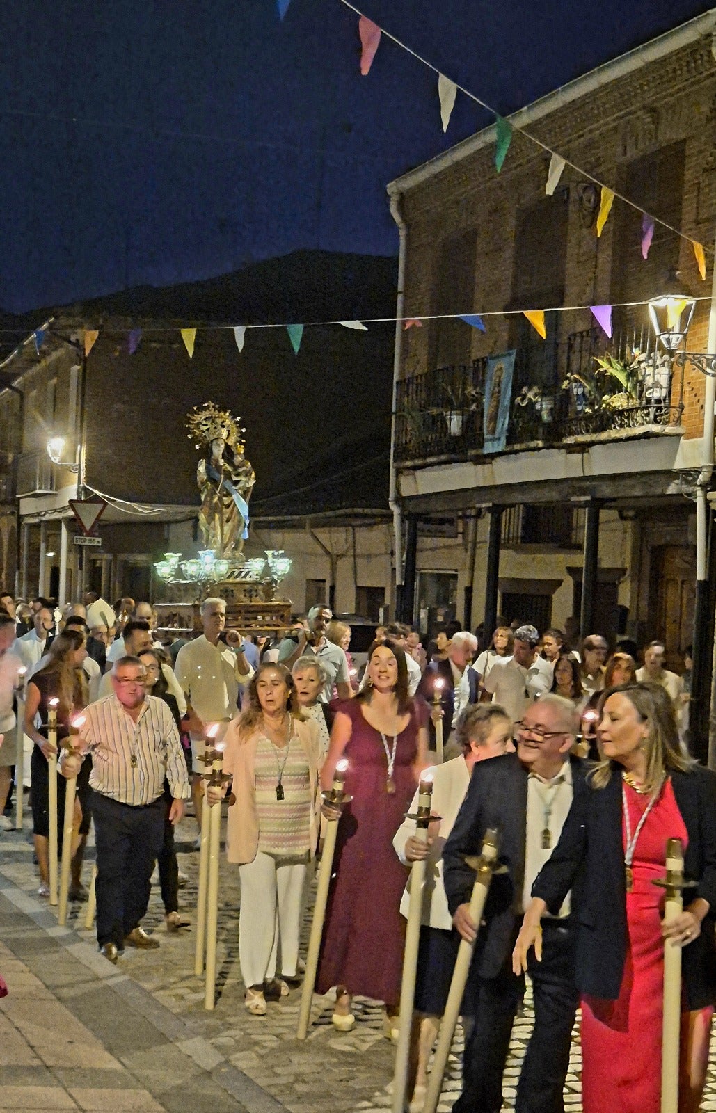 Así fue la emotiva proclamación de la Virgen de Fuentes como alcaldesa perpetua de Villalón de Campos