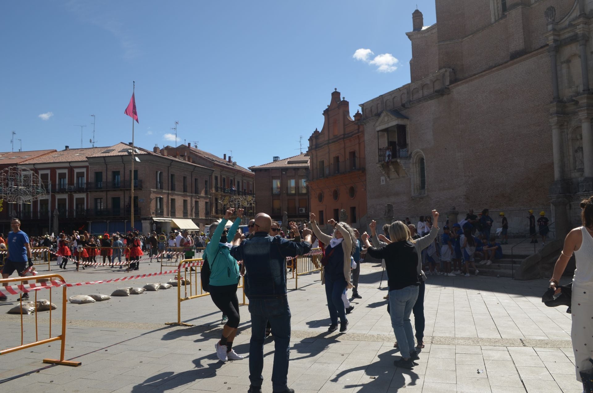 Las imágenes de la colocación de la bandera en Medina del Campo