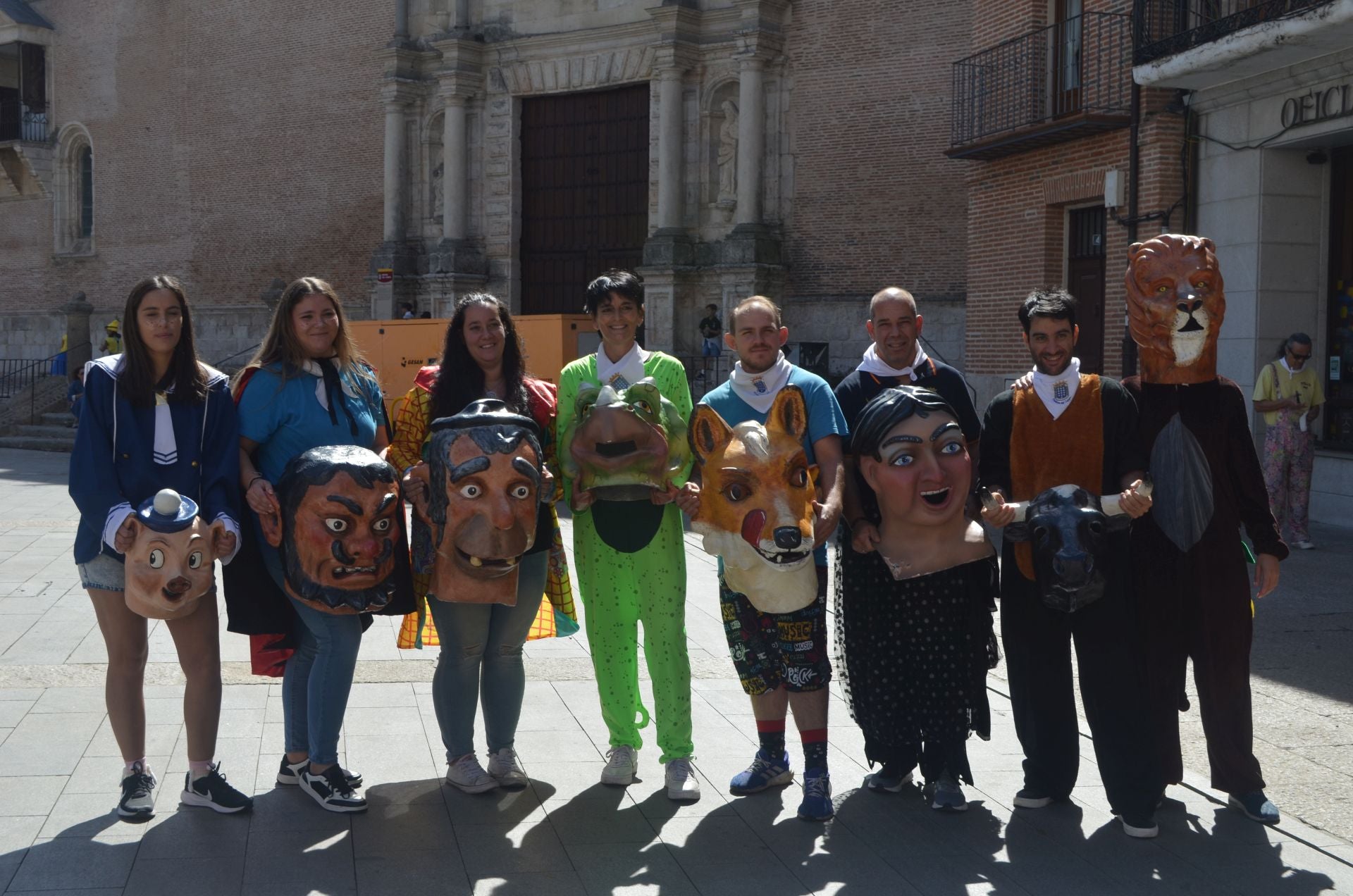 Las imágenes de la colocación de la bandera en Medina del Campo