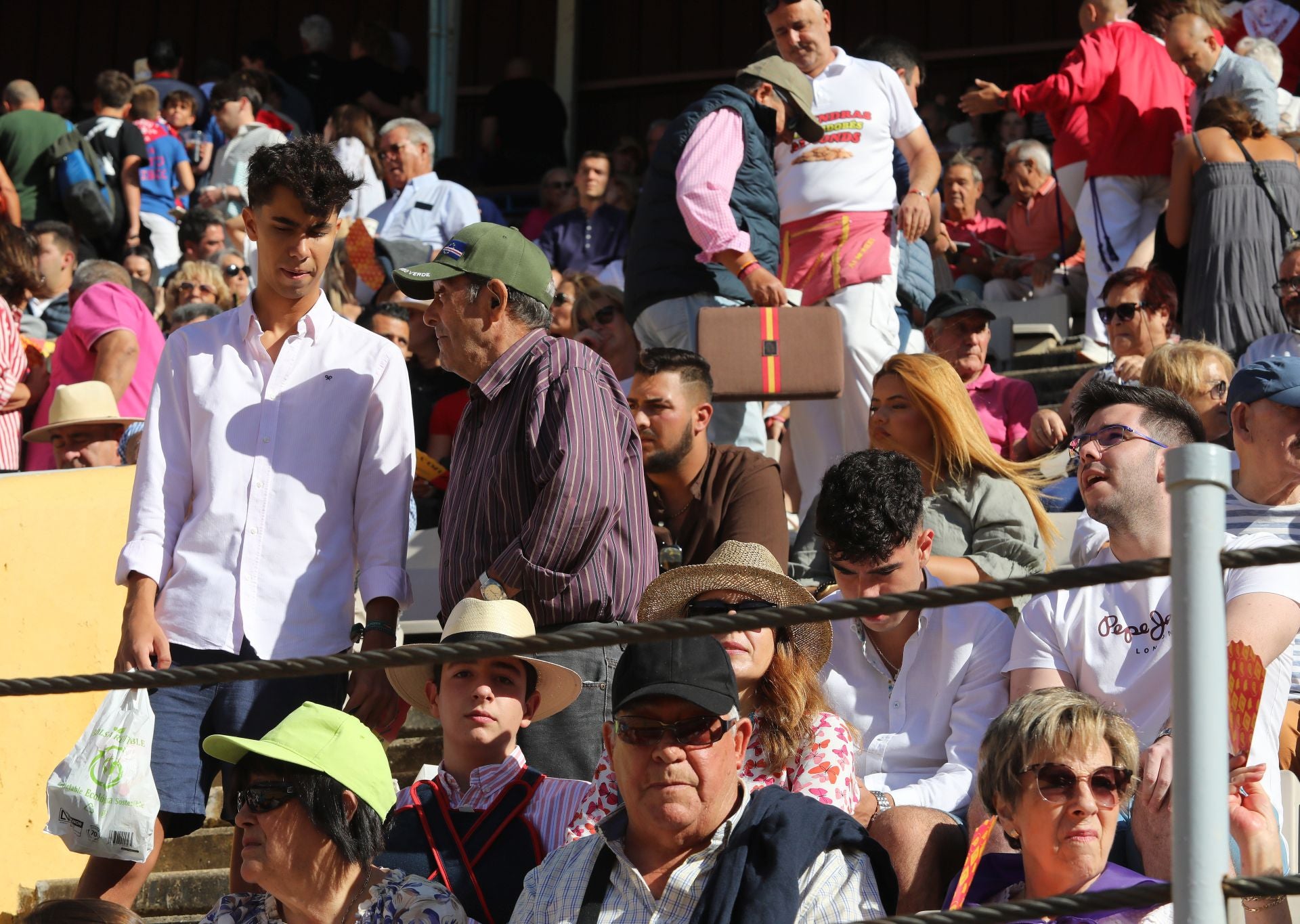 Así disfrutó el público de Palencia de la corrida de rejones