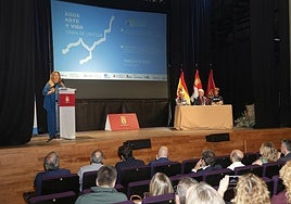 inauguración del congreso en Paredes el pasado viernes, con Antonio López.