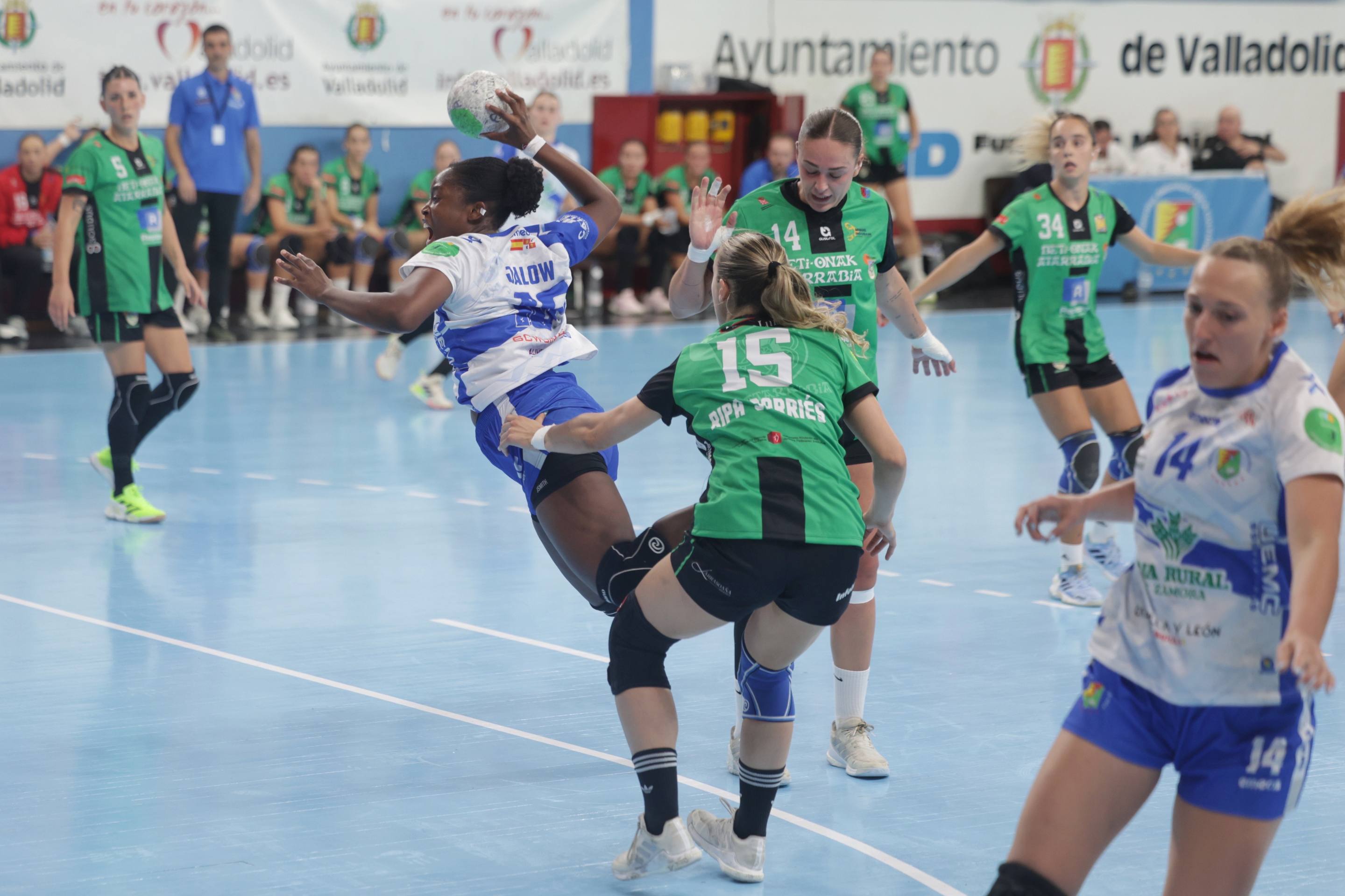 La derrota del Aula ante Beti Onak, en imágenes