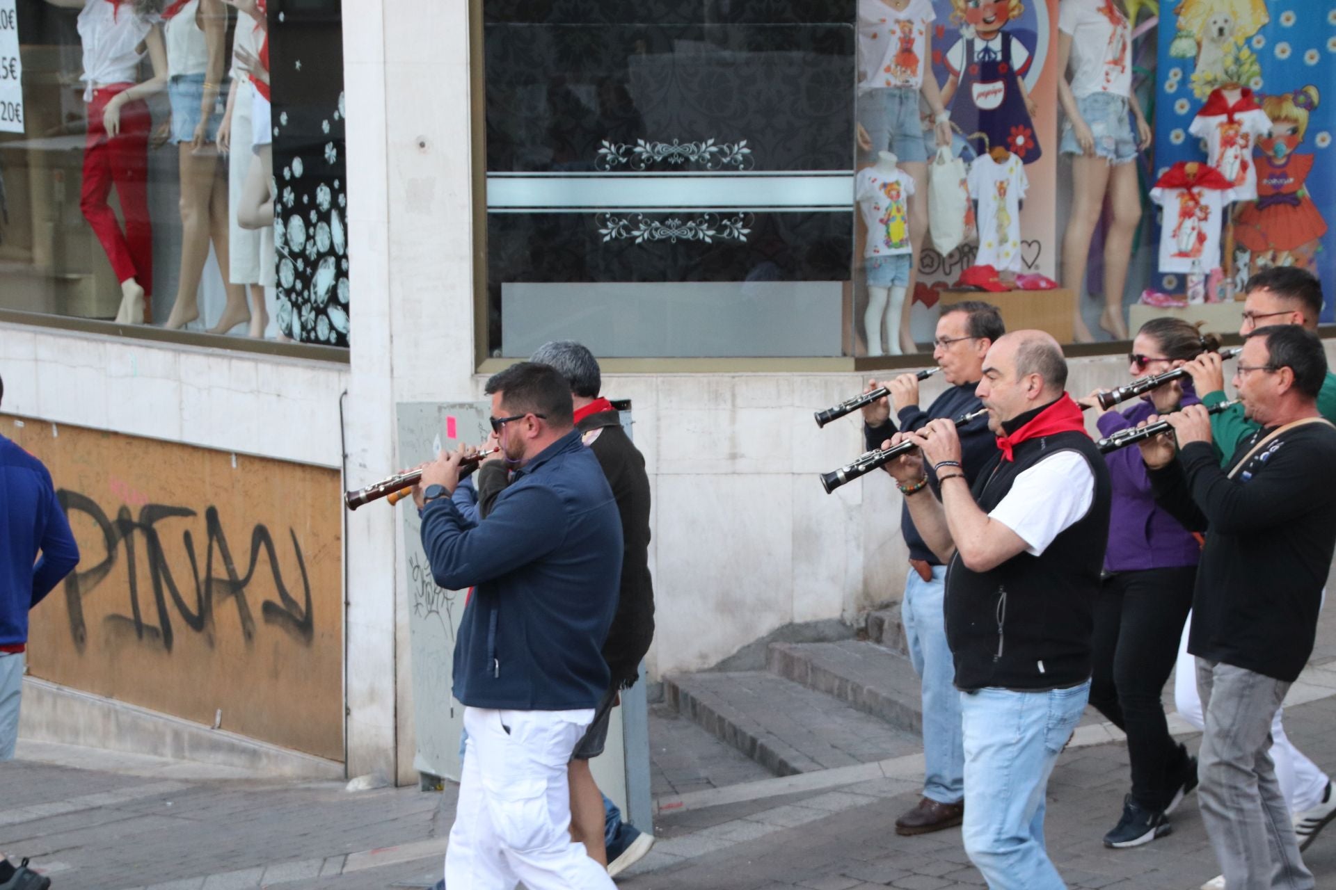 Fotos del ambiente en el cuarto encierro de Cuéllar