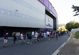 Colas de abonados en Zorrilla el pasado 31 de julio.