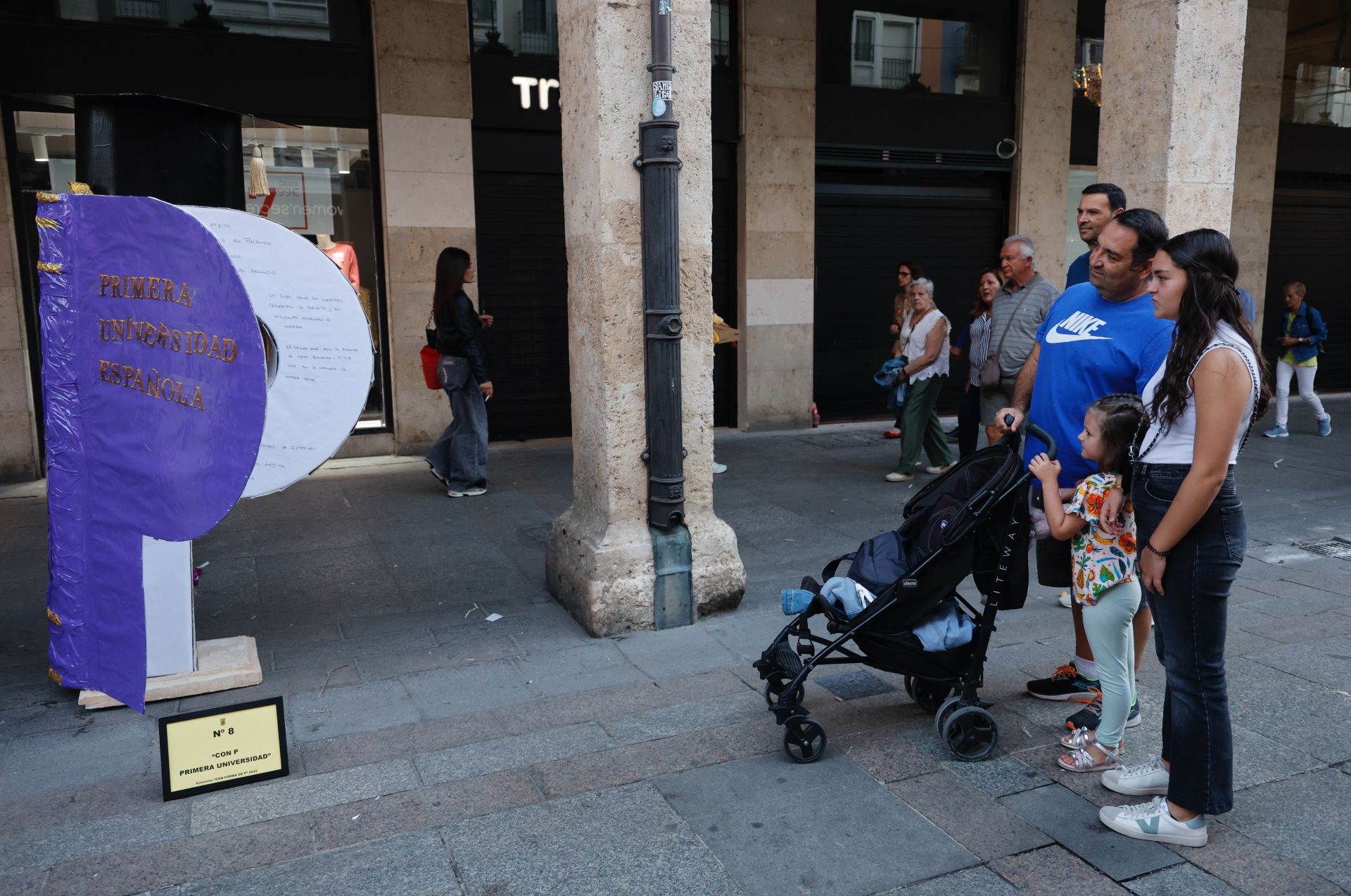 Así han quedado las esculturas en forma de P del concurso de San Antolín