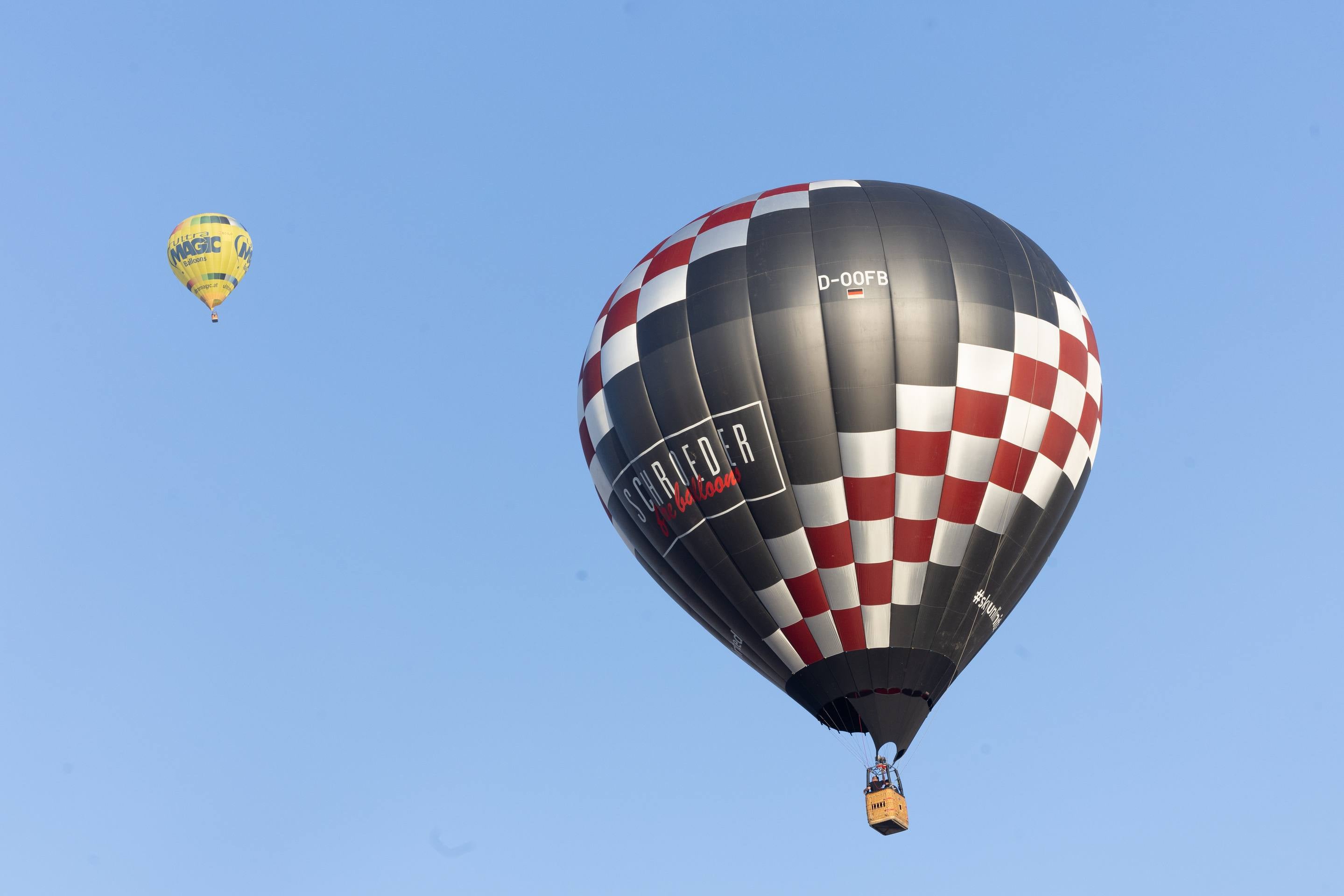 Las imágenes de los globos aerostáticos en el cielo de Valladolid