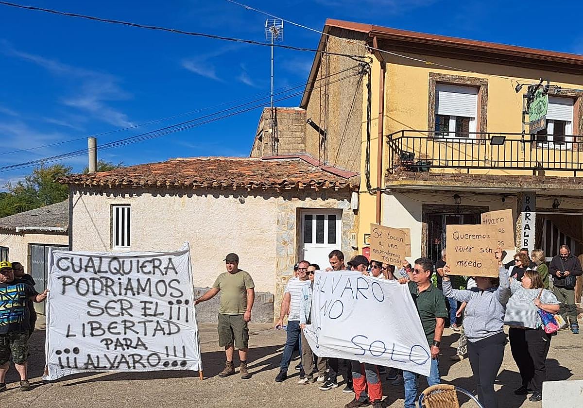 Concentración de apoyo el miércoles en Olleros de Tera.