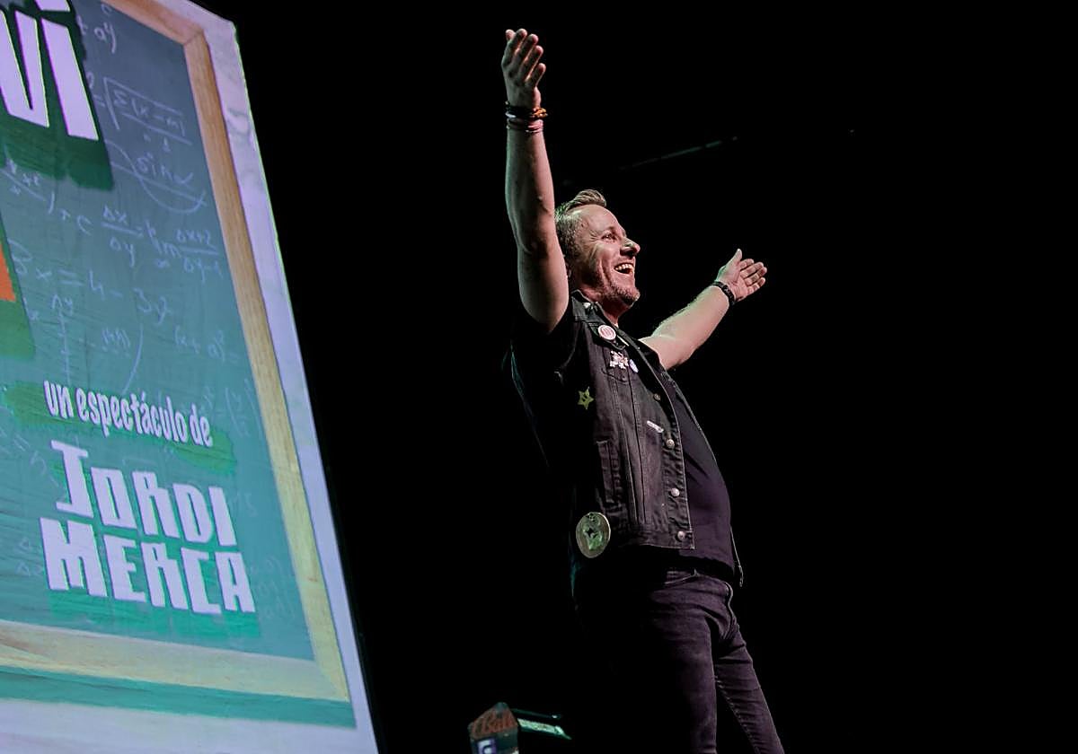Jordi Merca suma ocho temporadas de su espectáculo 'Yo sobreviví a la EGB'.