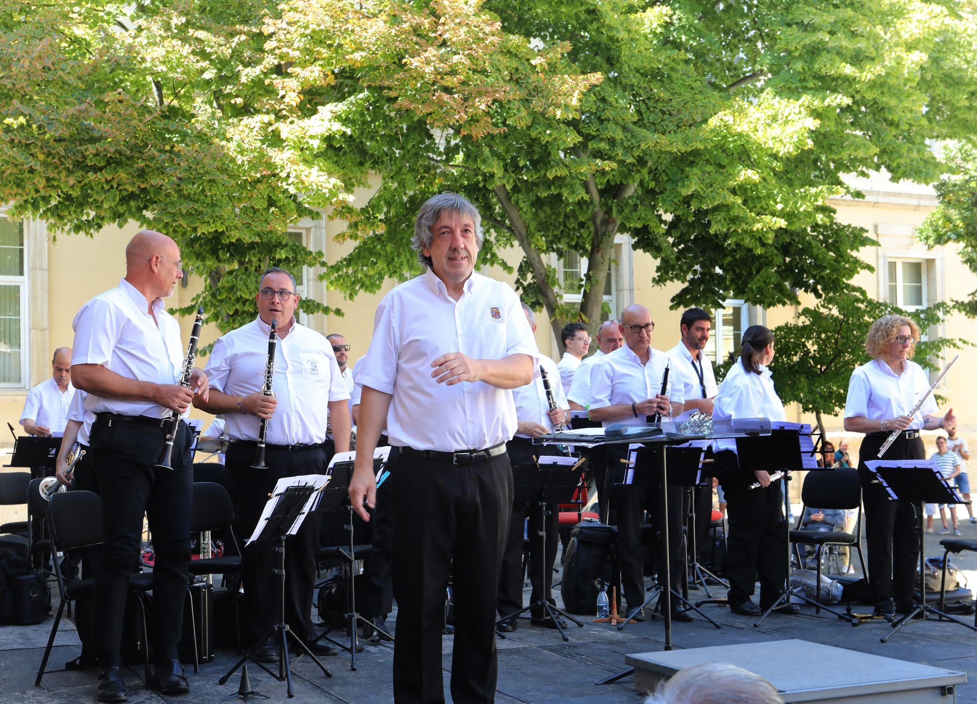 Así se vive San Antolín la víspera de su despedida