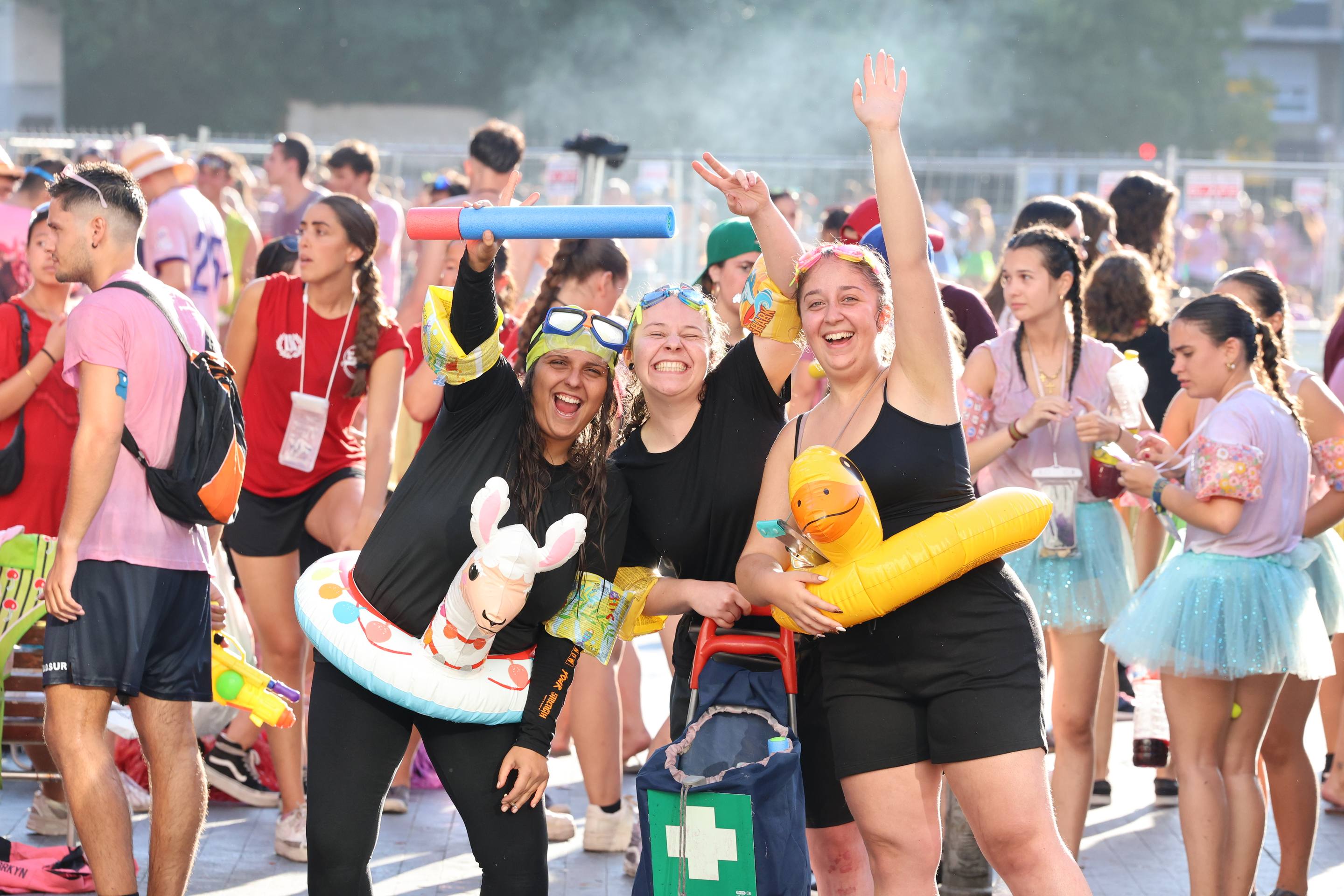 Las mejores imágenes del desfile de peñas de las Fiestas de Valladolid 2025