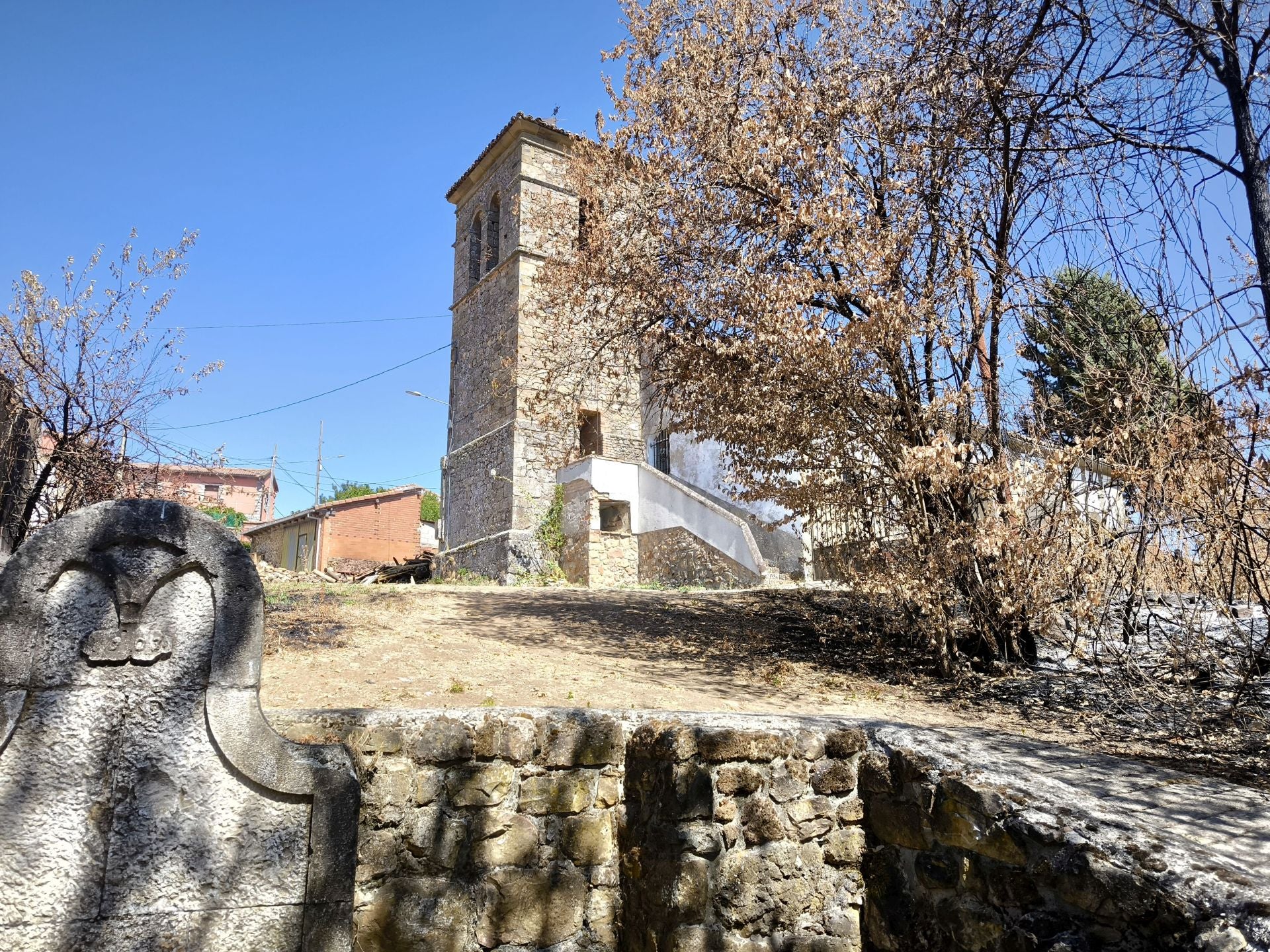 San Pedro de Cansoles avanza en su reconstrucción tras las llamas
