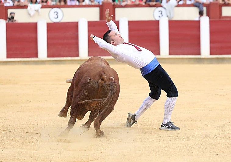Mario Parrado en uno de los cortes.
