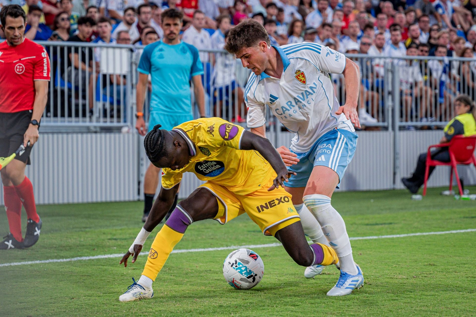 Las imágenes del partido del Real Valladolid en Zaragoza