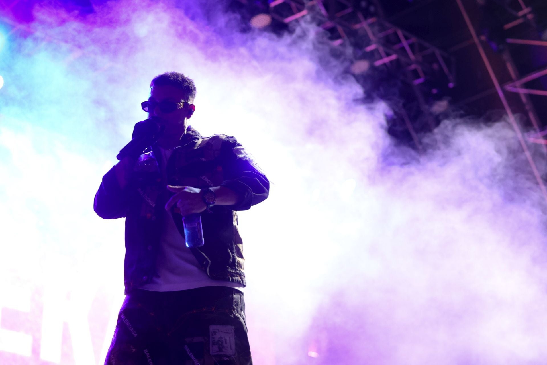 El concierto de Eleká The Class, el telonero de Beret, en imágenes