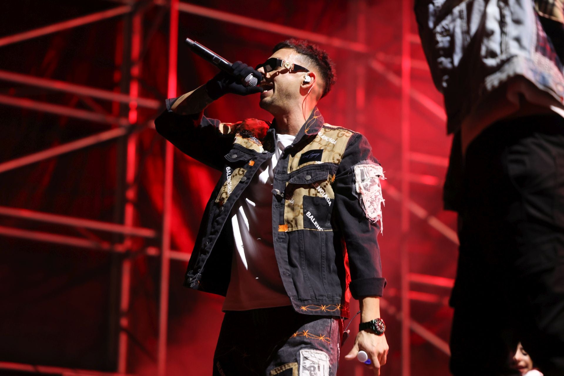 El concierto de Eleká The Class, el telonero de Beret, en imágenes