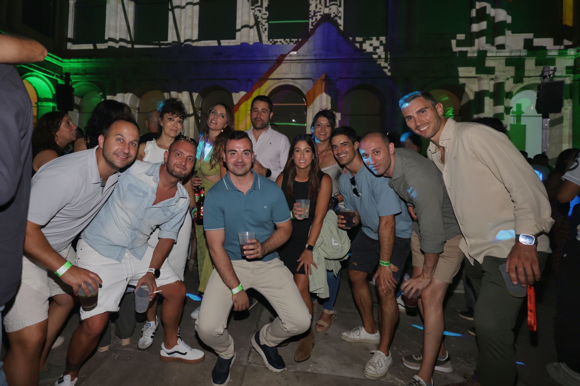 El concierto de música electrónica &#039;Arde&#039; llena el Patio Herreriano de Valladolid