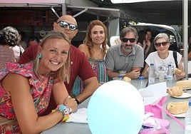 Las imágenes del ambientazo de la primera jornada oficial de las casetas de la Feria de Día